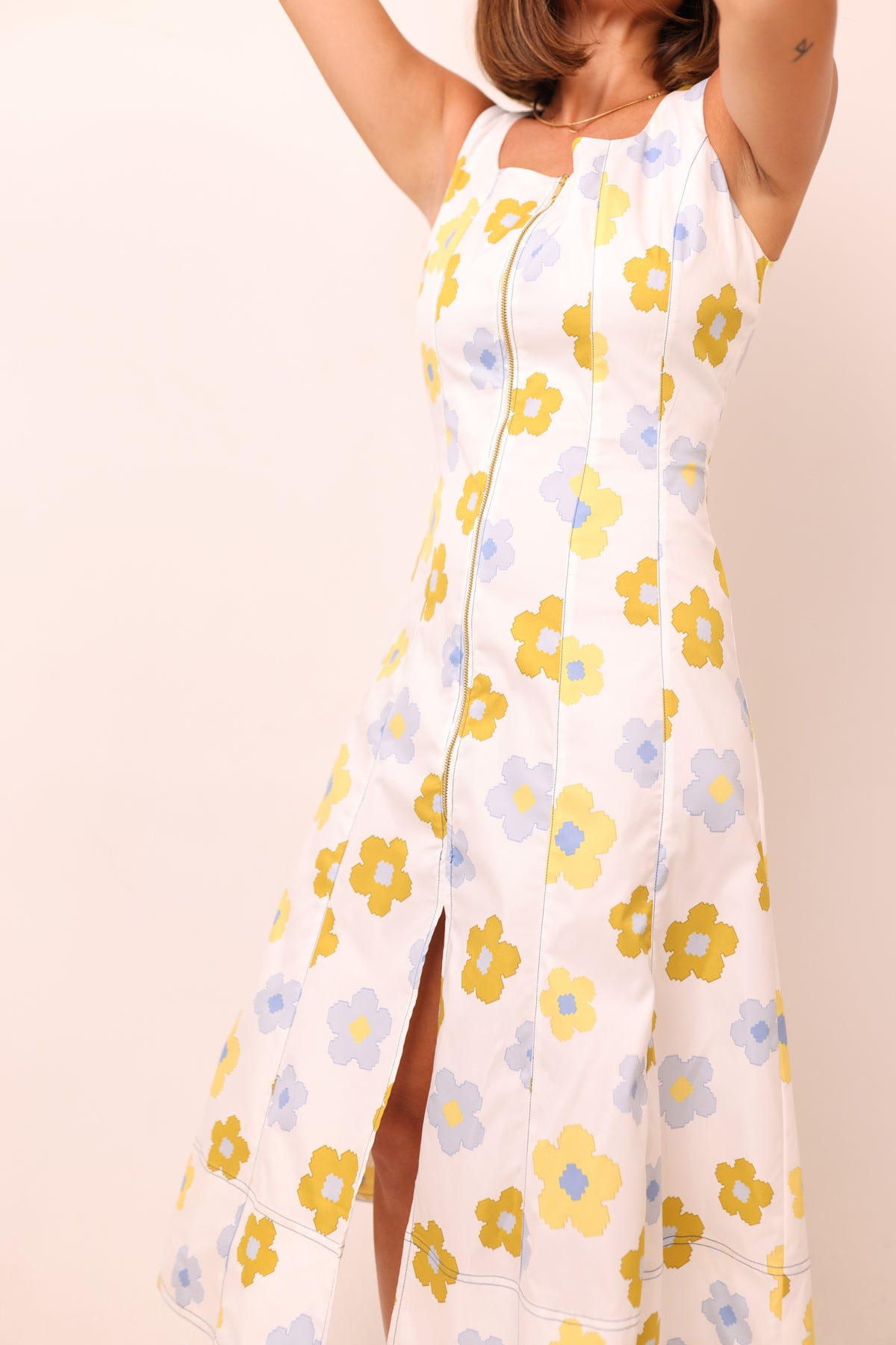 AMALIA DRESS IN FLOWERS