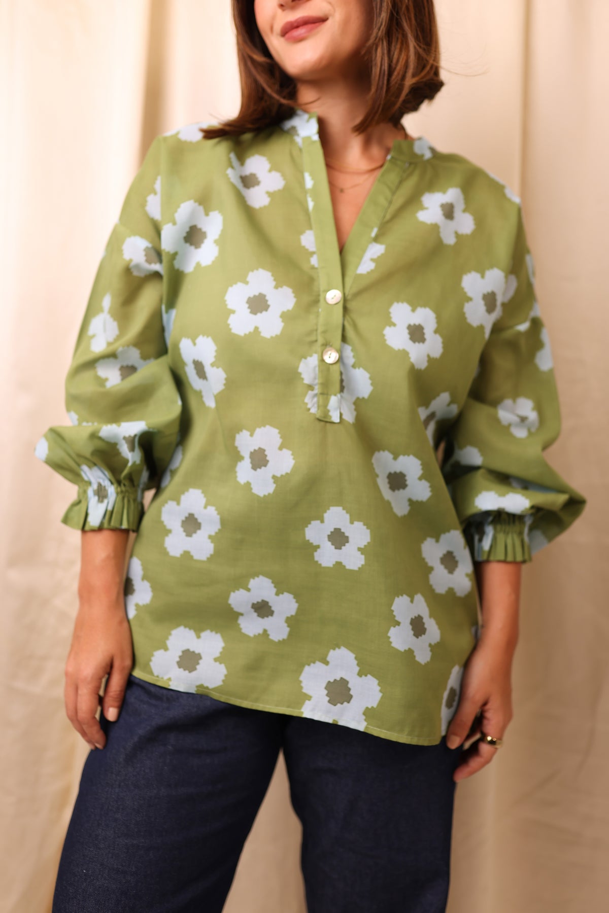 CARLOTA TOP IN GREEN