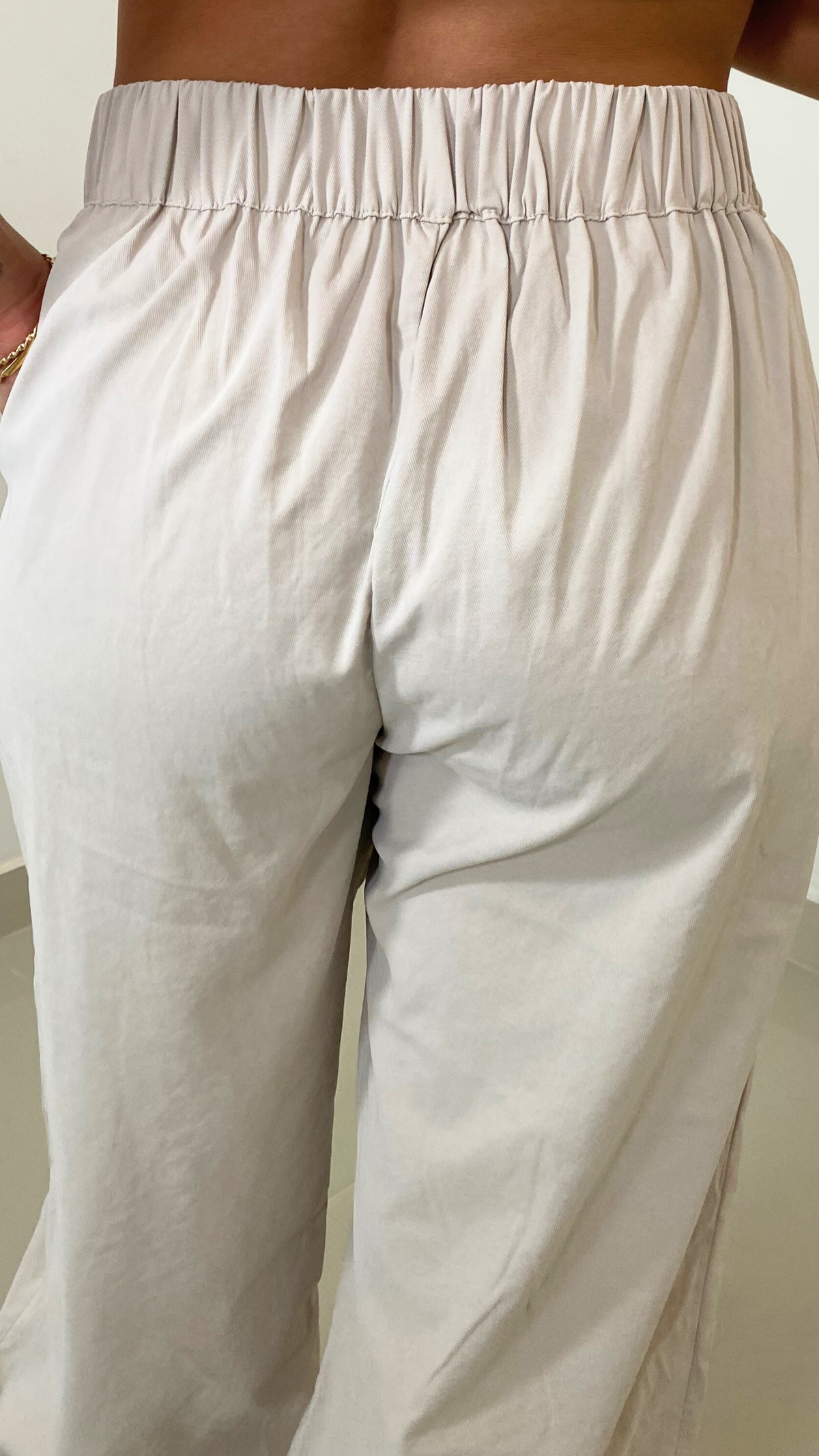 ANTONIA PANT